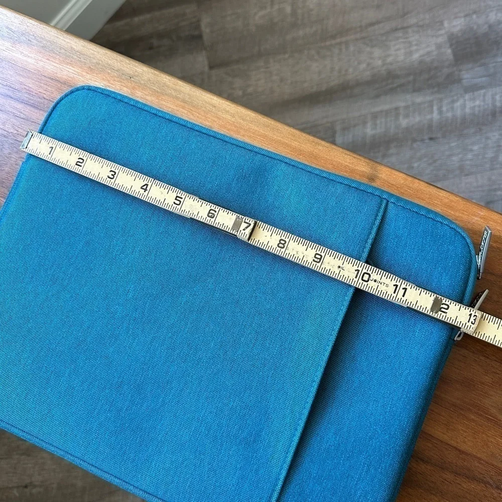 Teal blue nylon laptop computer/ipad 8.5x12” padded zippered pouch case